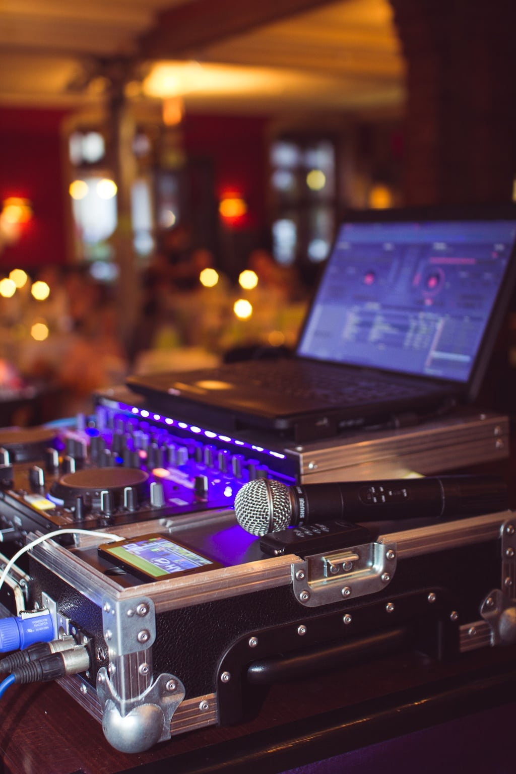 DJ Mischpult für Hochzeiten