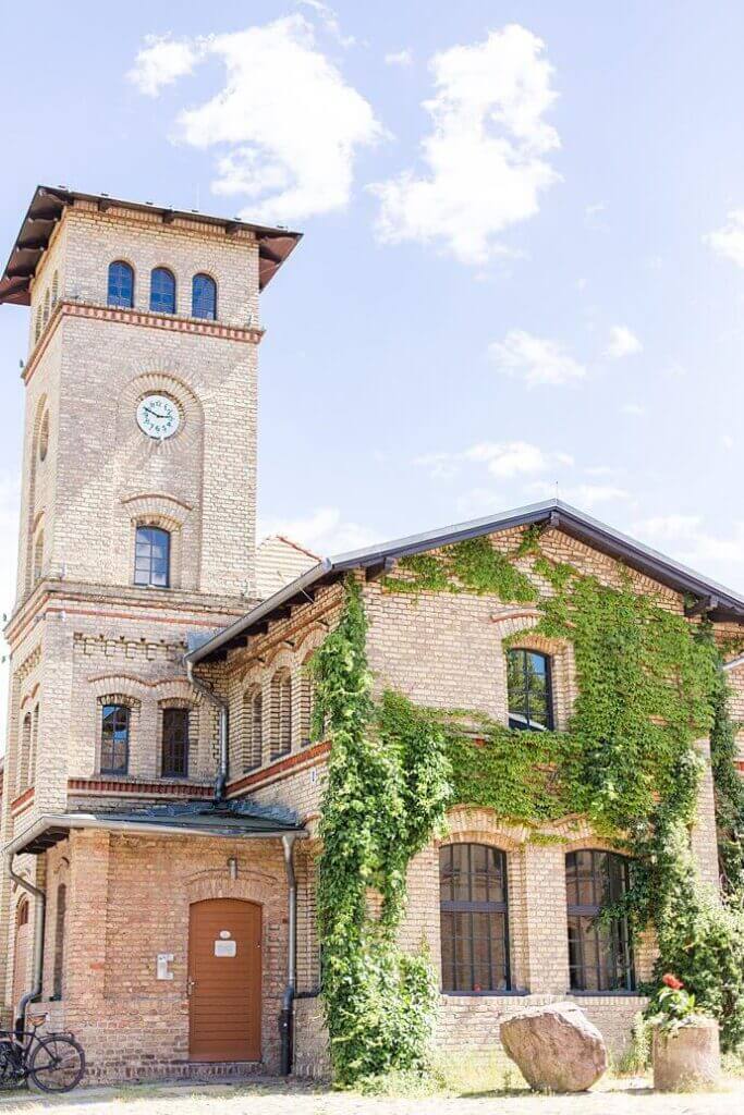 Gebäude des Schloss Gutshof Britz Ochsenstall Berlin