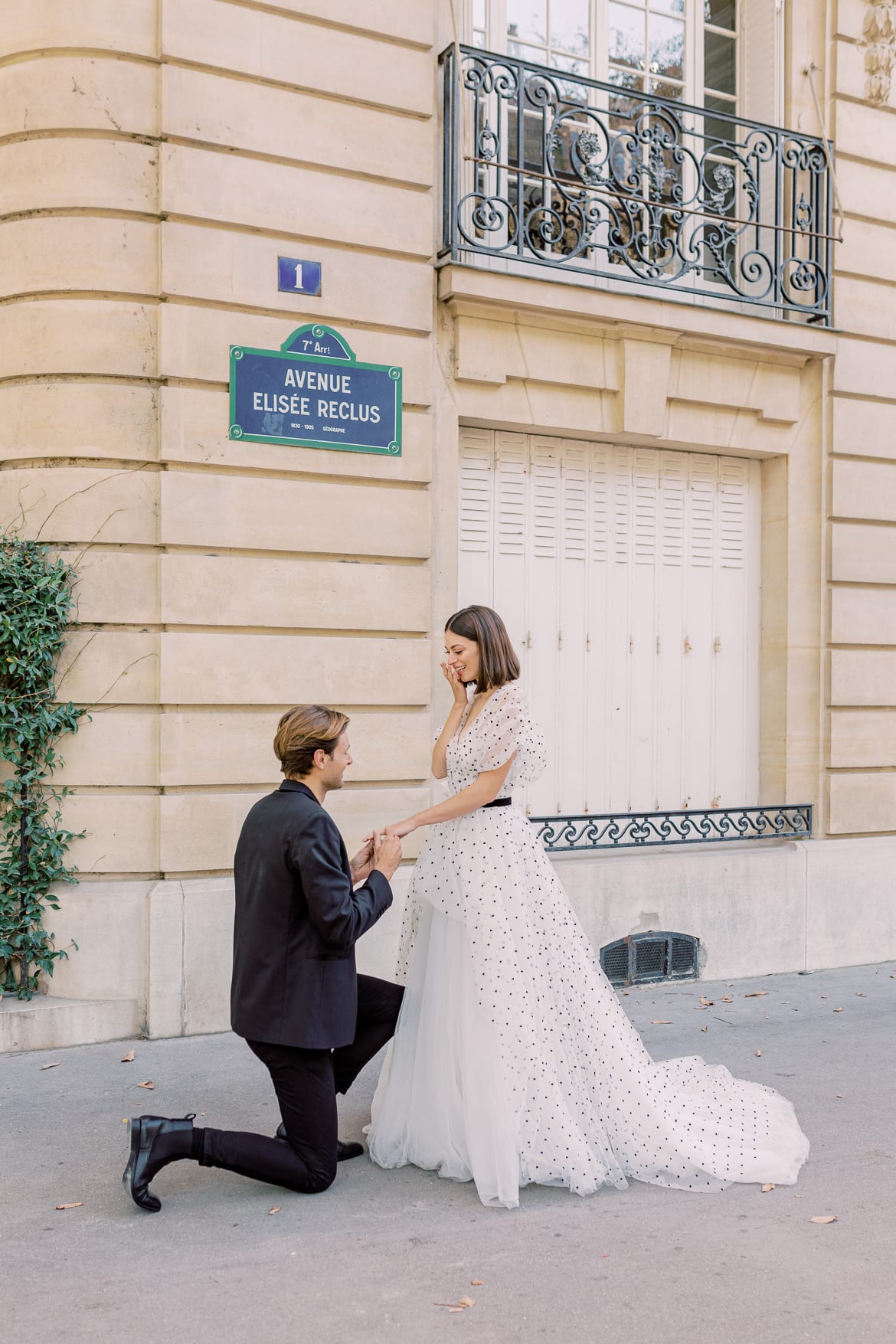Editorial: Paris Engagement by Fine Art Hochzeitsfotografin Berlin Miriam Kaulbarsch