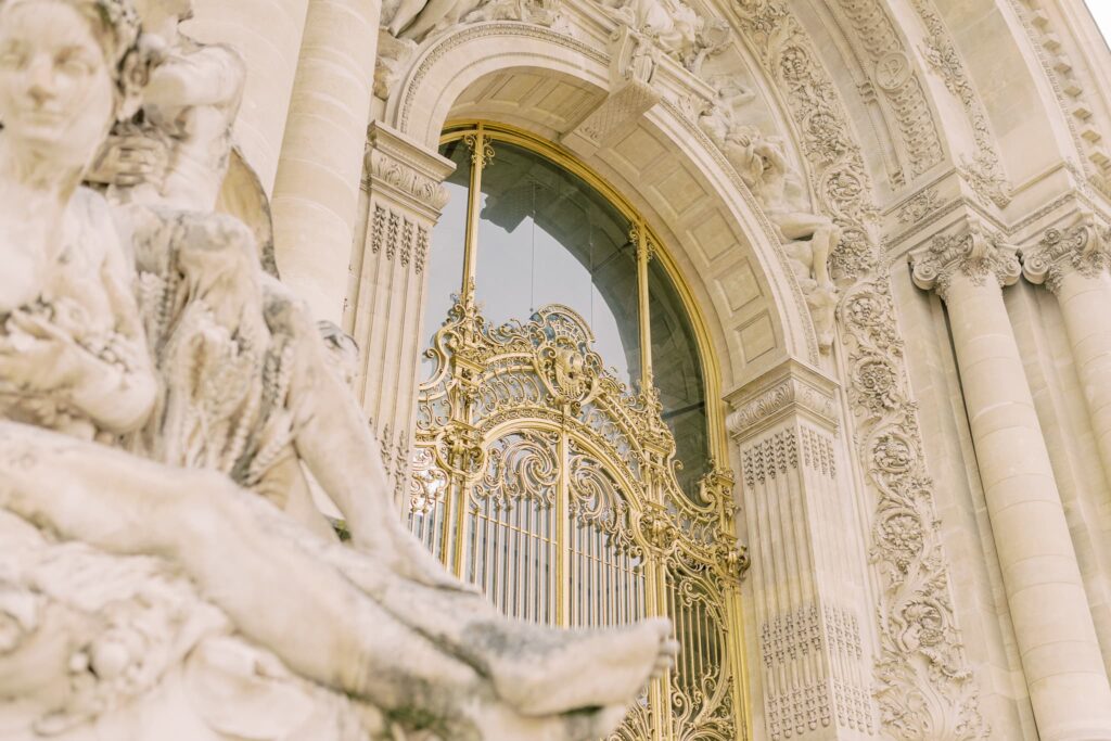Editorial - Paris Elopement