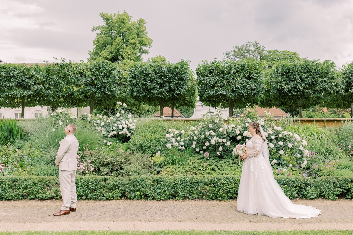 Kirchliche Trauung beim Schloss Köpenick mit Feier im Strandbad Wendenschloss Berlin Köpenick