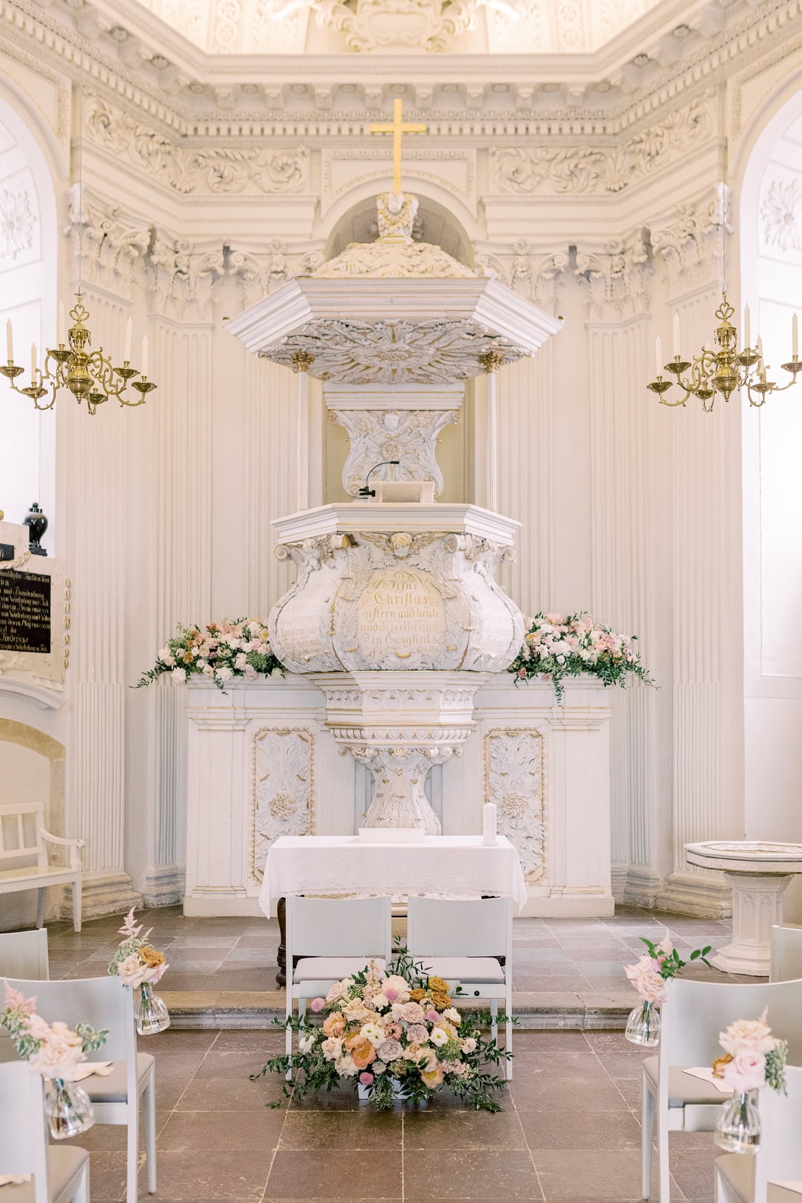 Kirchliche Trauung beim Schloss Köpenick mit Feier im Strandbad Wendenschloss Berlin Köpenick