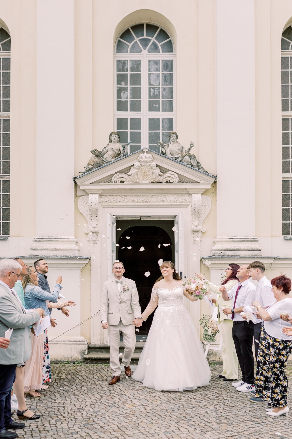 Kirchliche Trauung beim Schloss Köpenick mit Feier im Strandbad Wendenschloss Berlin Köpenick