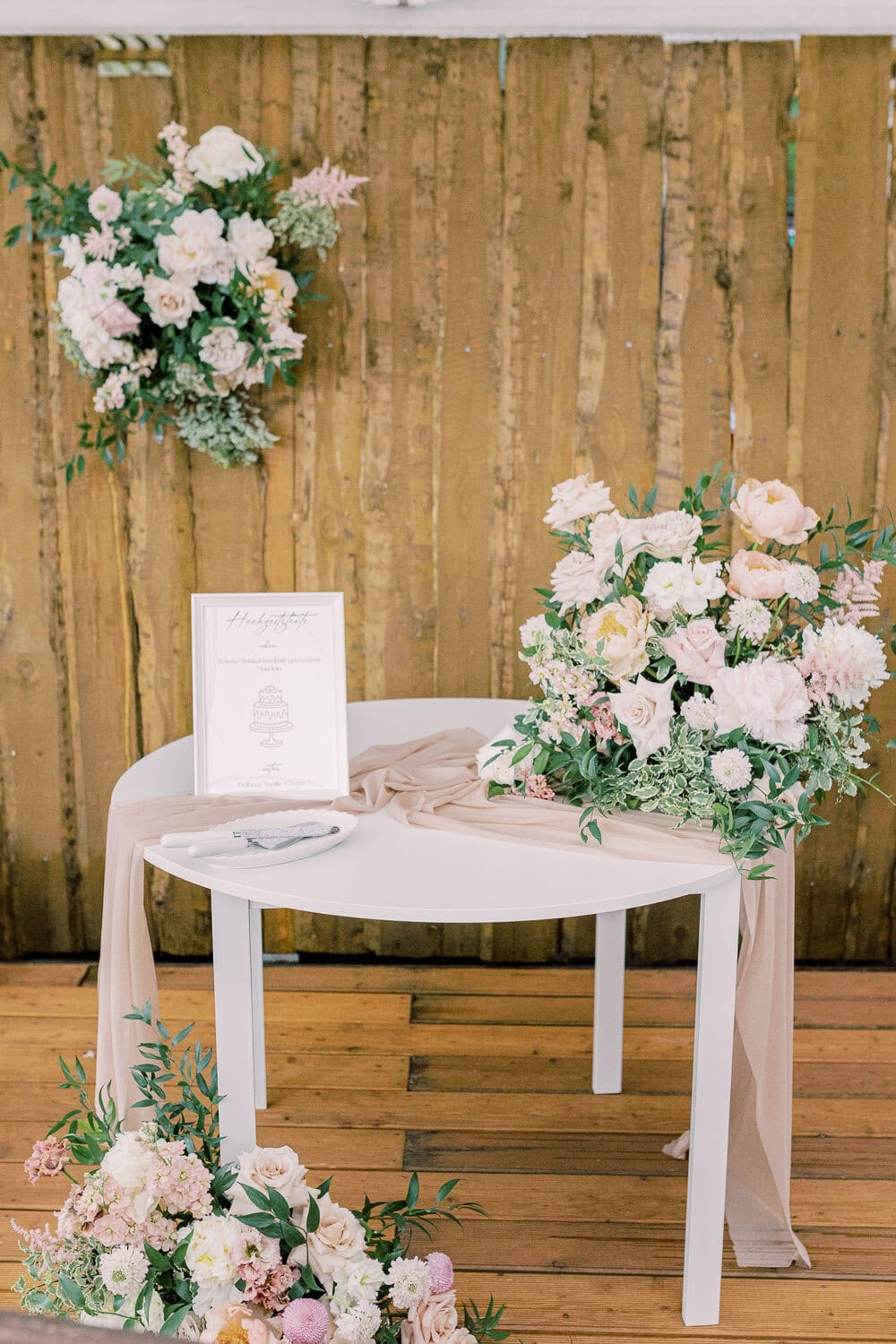 Kirchliche Trauung beim Schloss Köpenick mit Feier im Strandbad Wendenschloss Berlin Köpenick