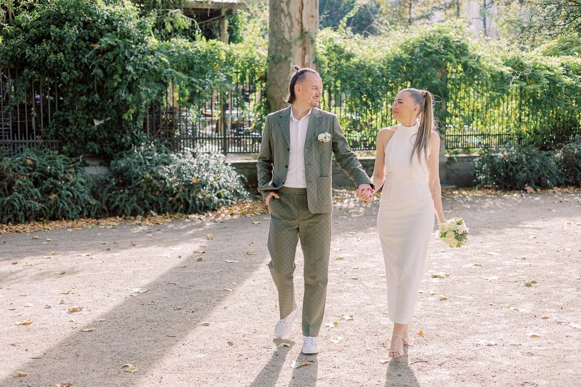 Standesamt Trauung im Herbst in Schöneberg