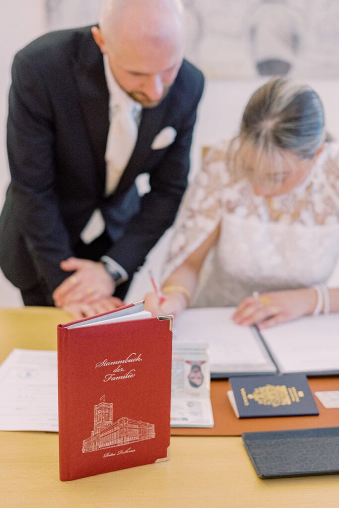 Winter Hochzeit im Standesamt Berlin Mitte