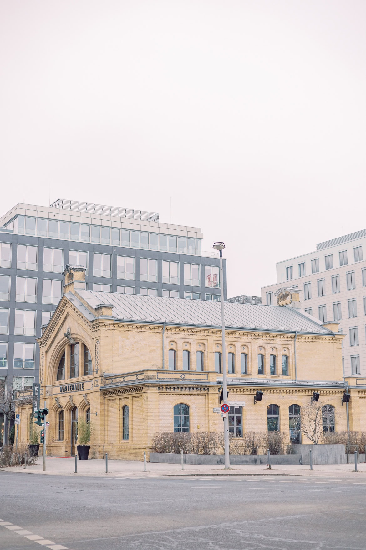 Winter Hochzeitsfeier in der Event Wartehalle Berlin Nordbahnhof