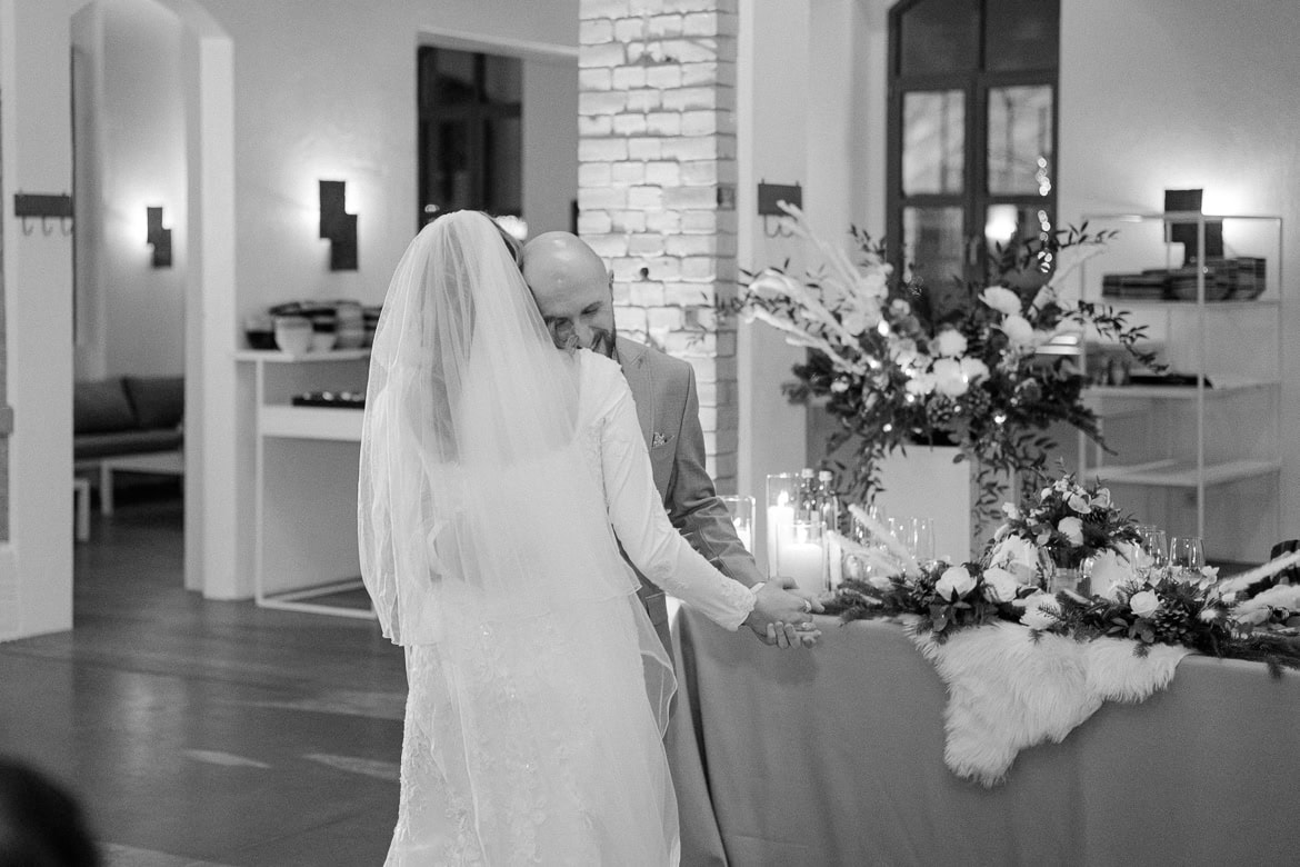 Winter Hochzeitsfeier in der Event Wartehalle Berlin Nordbahnhof