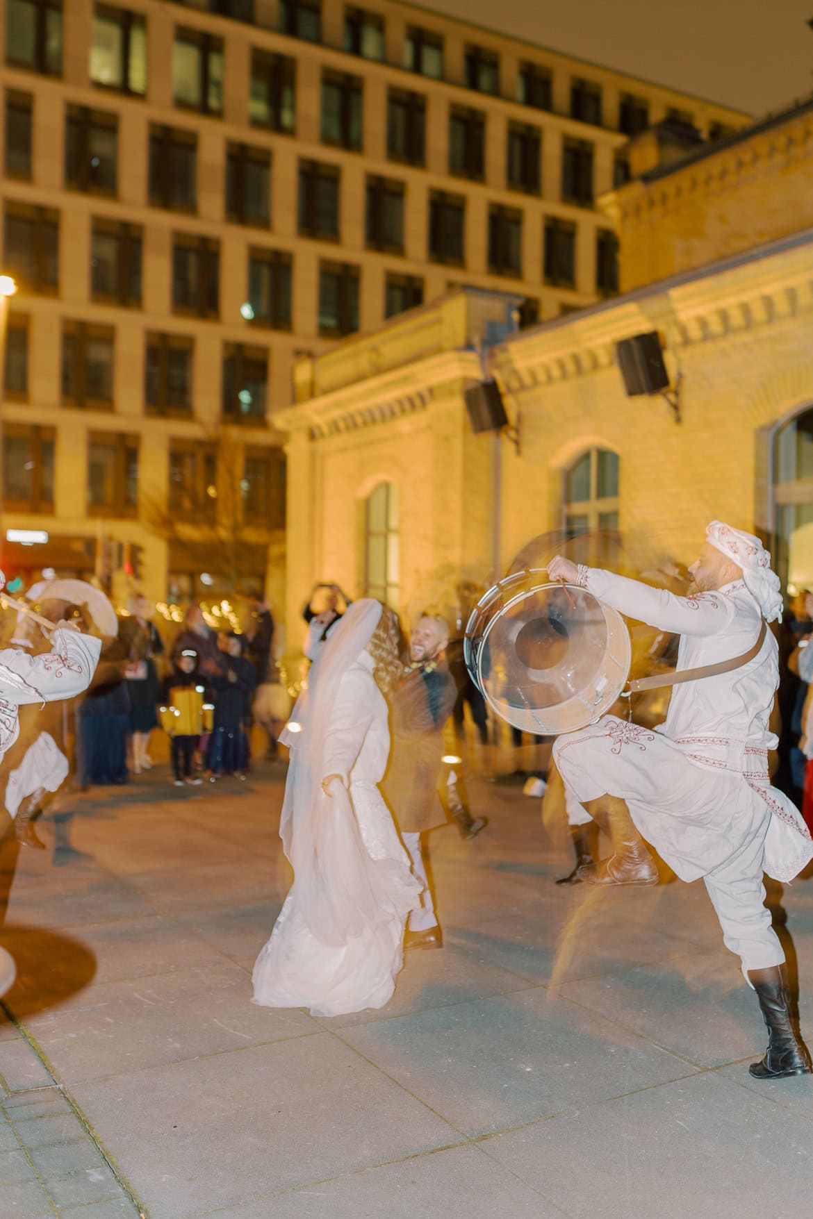 Winter Hochzeitsfeier in der Event Wartehalle Berlin Nordbahnhof
