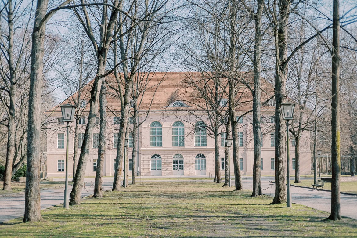 After Wedding Session im Schloss Schönhausen Berlin