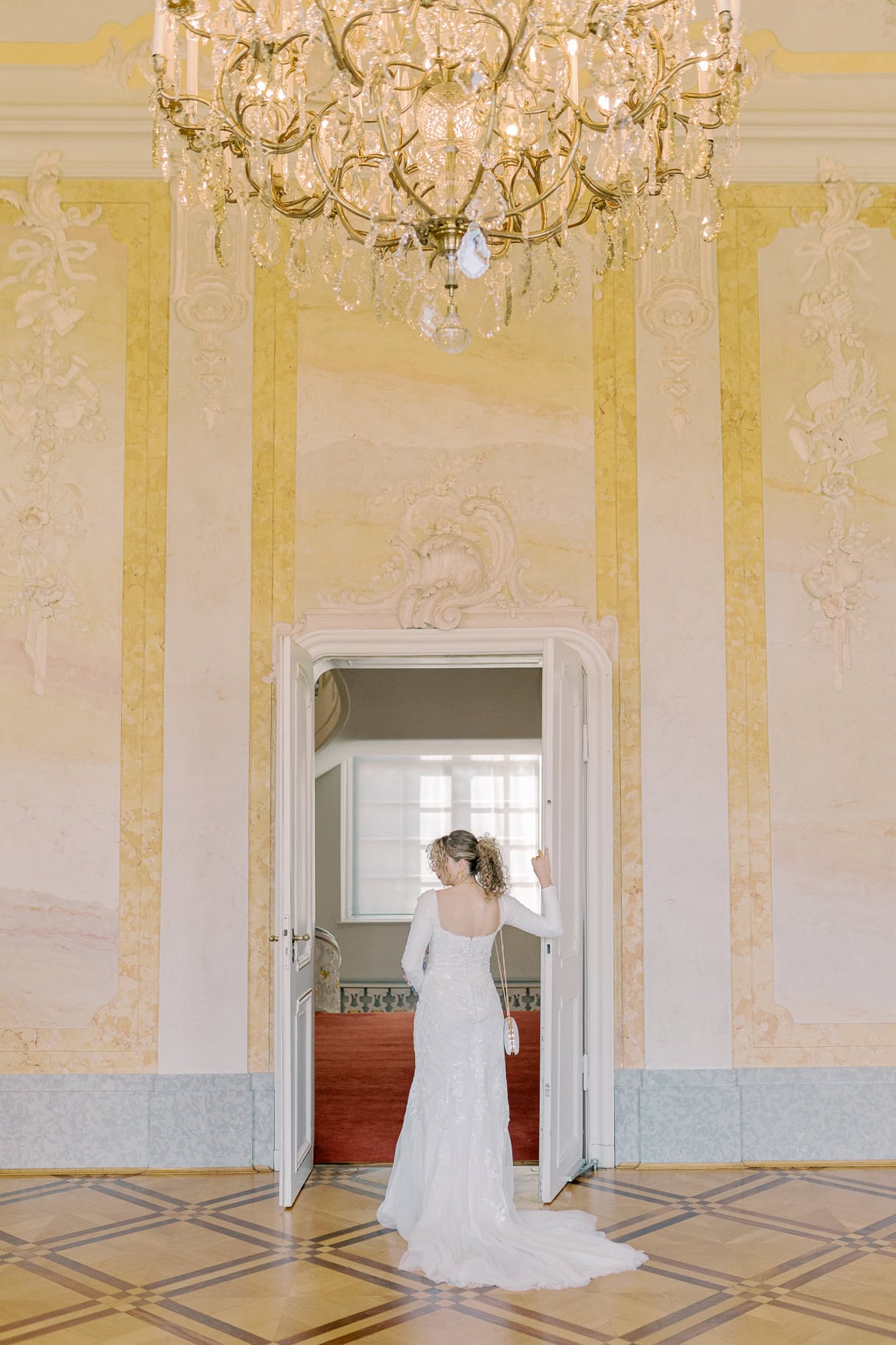 After Wedding Session im Schloss Schönhausen Berlin