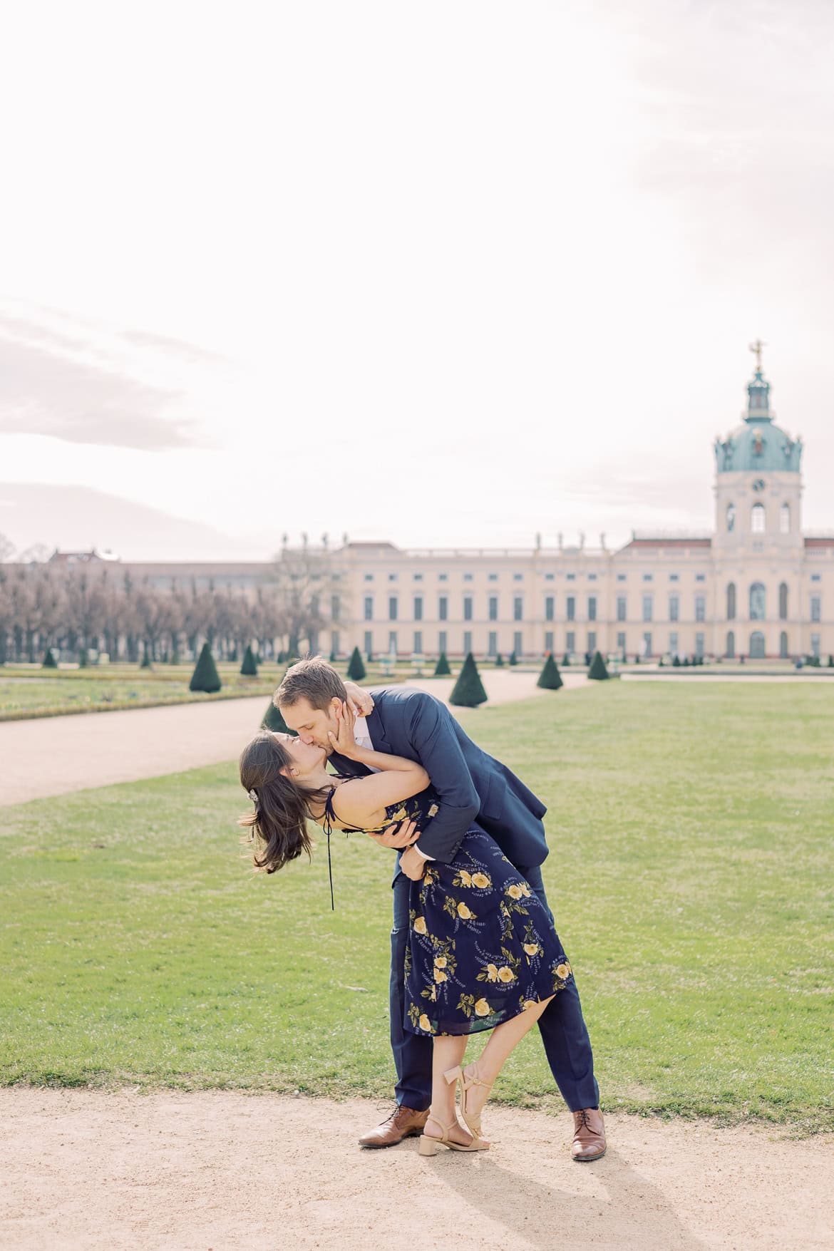 Überraschungs Heiratsantrag beim Schloss Charlottenburg Berlin