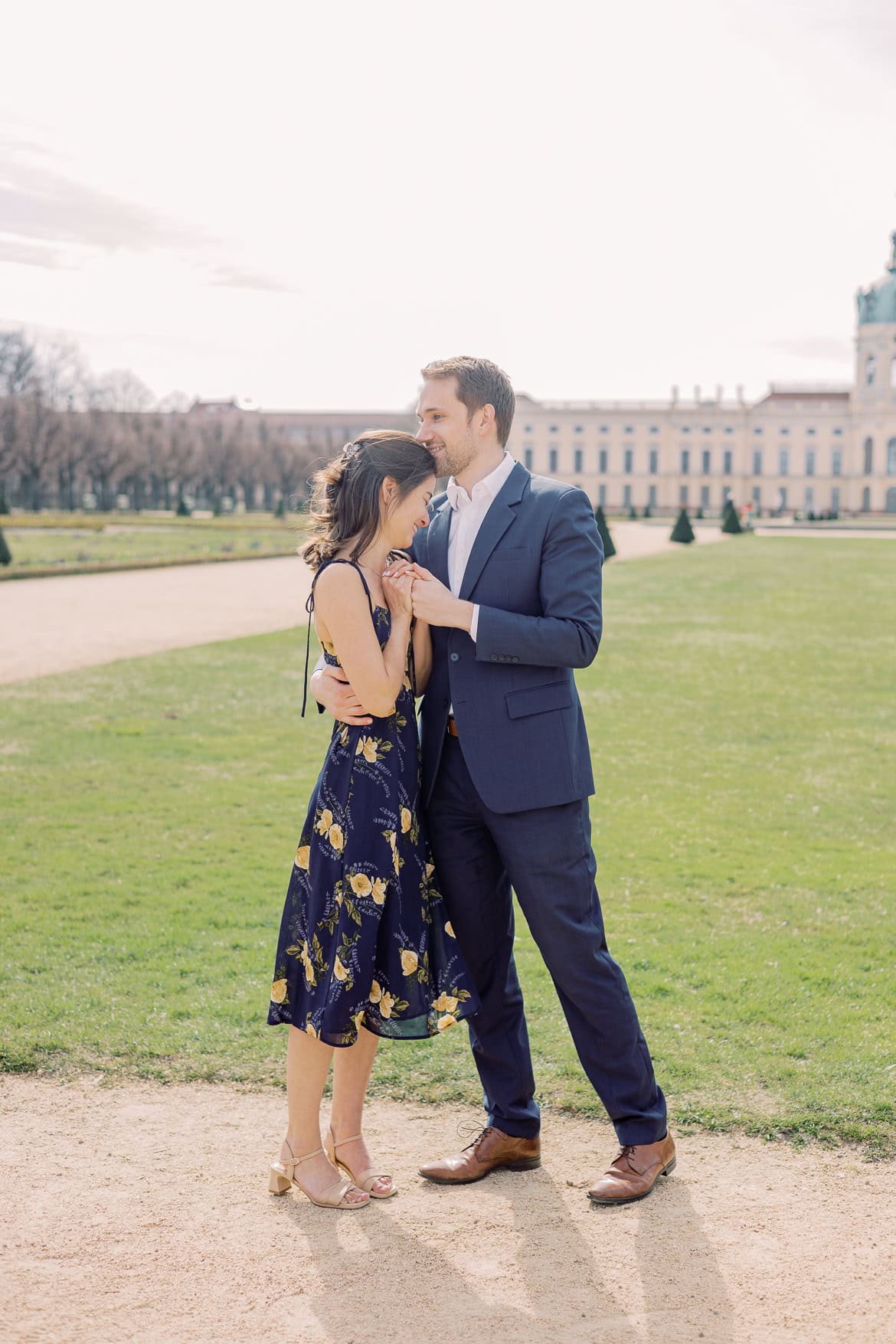 Überraschungs Heiratsantrag beim Schloss Charlottenburg Berlin