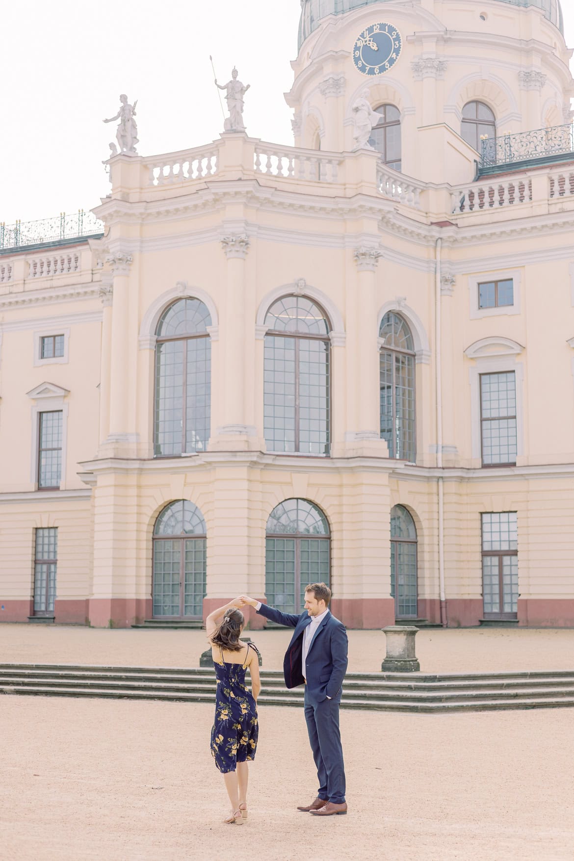 Überraschungs Heiratsantrag beim Schloss Charlottenburg Berlin