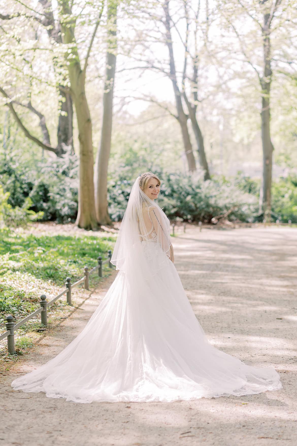 After Wedding Session zum Brautkleiderball im Tiergarten mit den Schwiegereltern aus den USA