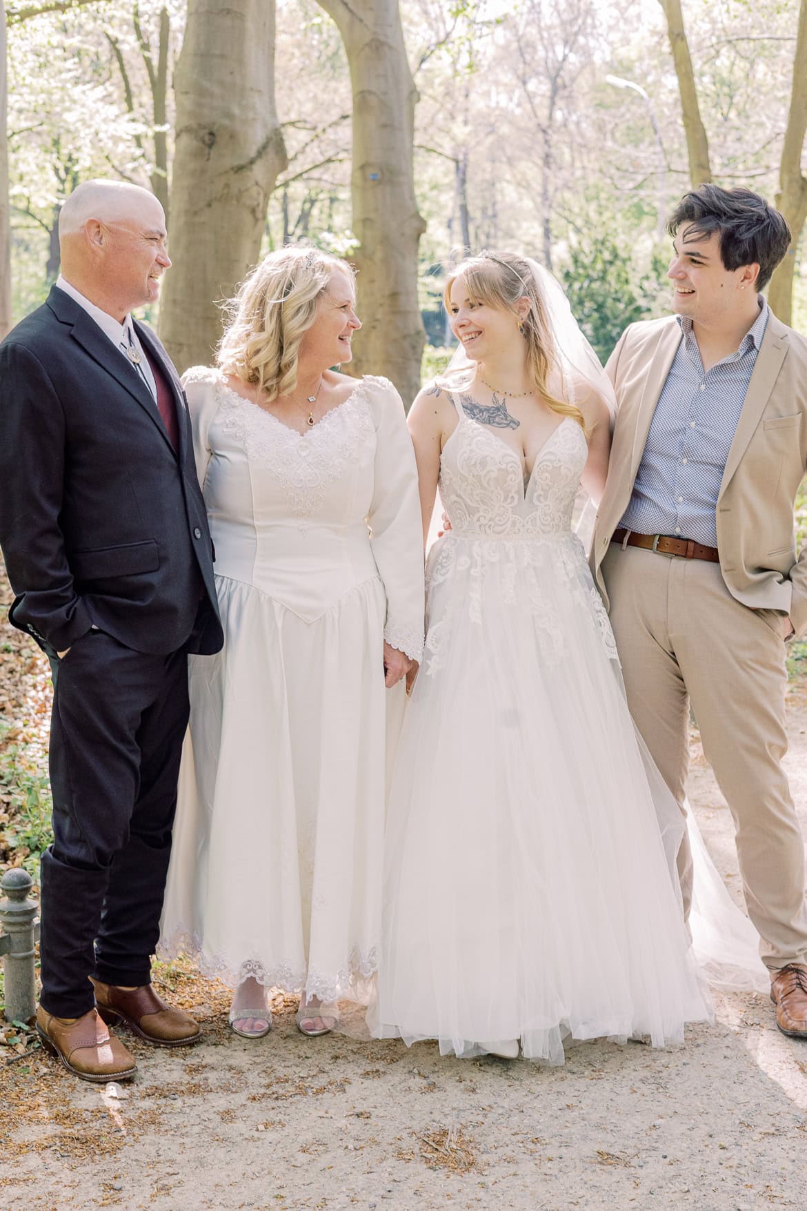 After Wedding Session zum Brautkleiderball im Tiergarten mit den Schwiegereltern aus den USA