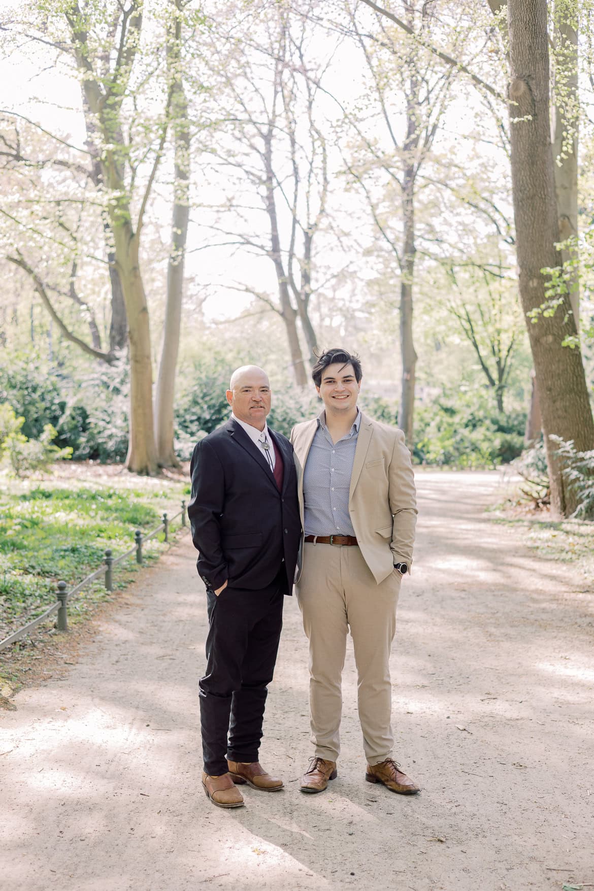 After Wedding Session zum Brautkleiderball im Tiergarten mit den Schwiegereltern aus den USA