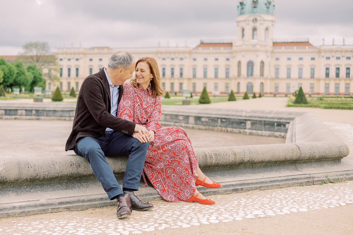 Verlobung beim Schloss Charlottenburg in Berlin