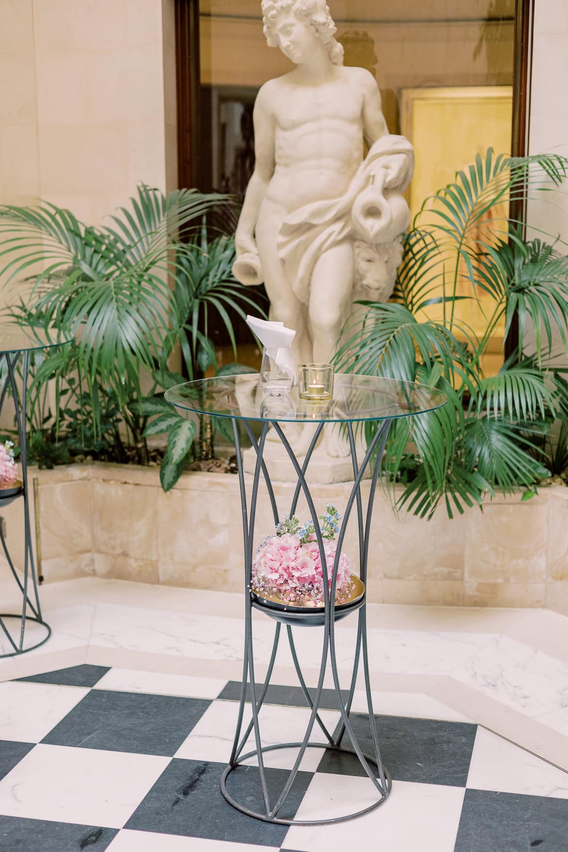Elegante Berlin Hochzeit im Hotel Adlon Kempinski mit Feier im China Club