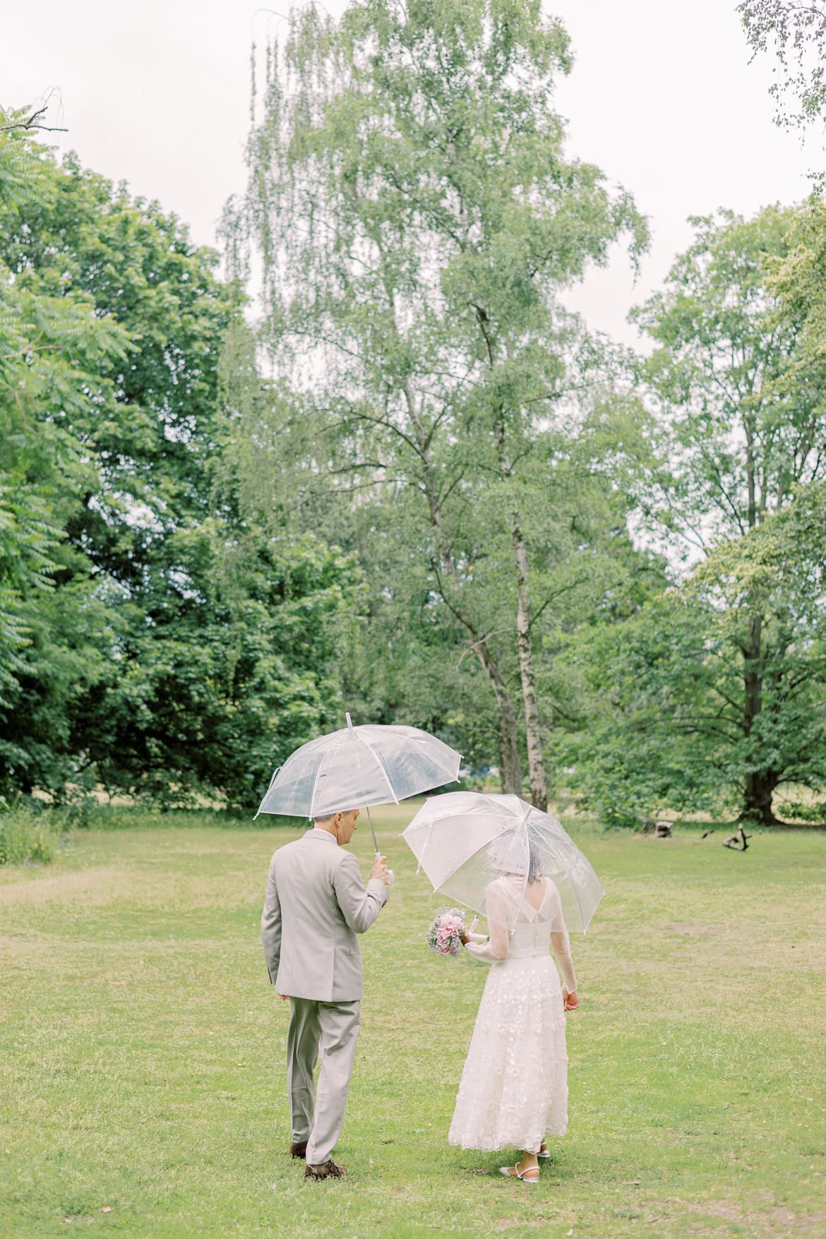 Elegante Berlin Hochzeit im Hotel Adlon Kempinski mit Feier im China Club