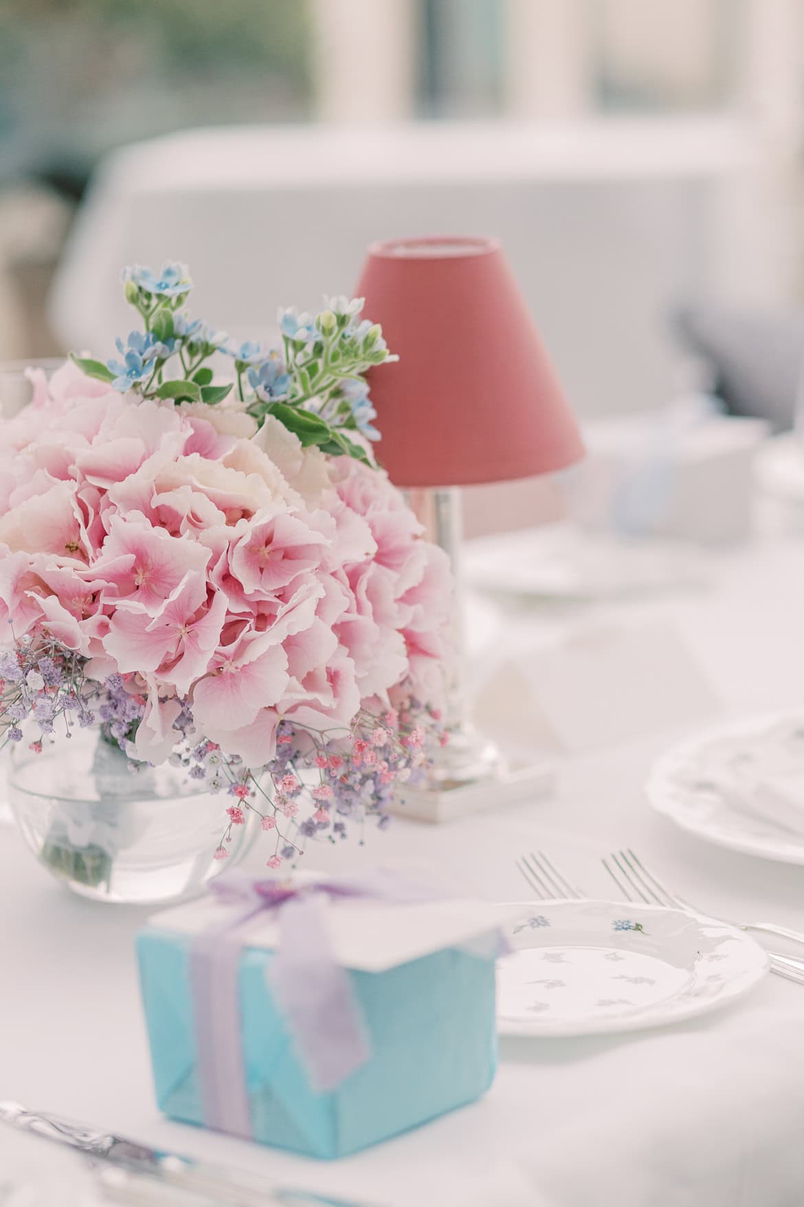 Elegante Berlin Hochzeit im Hotel Adlon Kempinski mit Feier im China Club