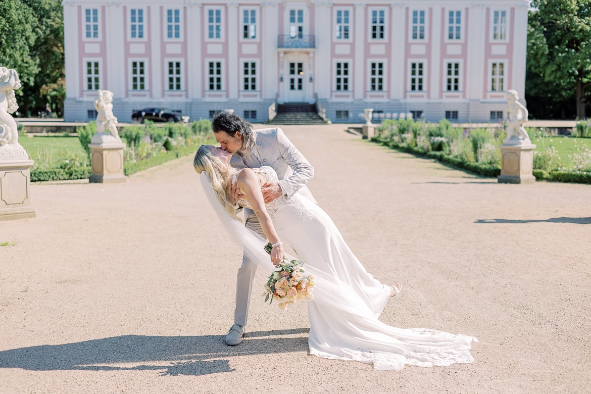 Hochzeit im Schloss Friedrichsfelde im Tierpark Berlin