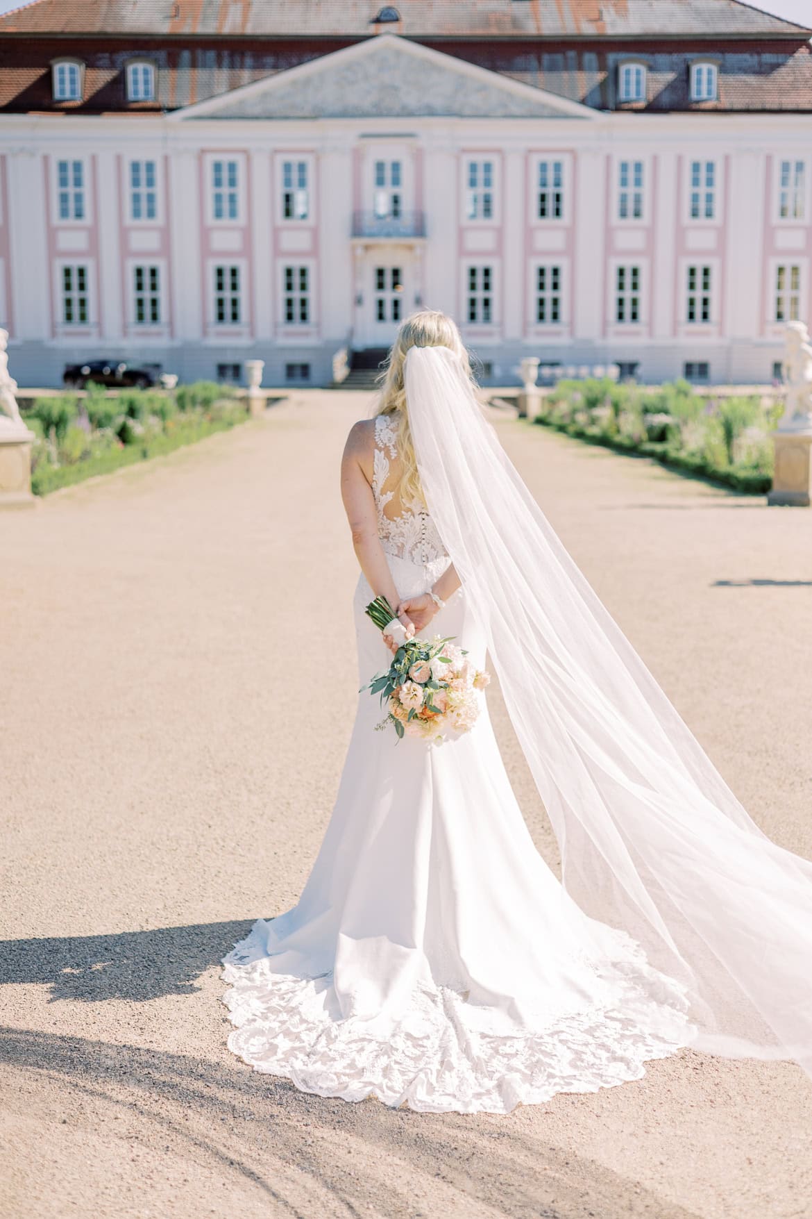 Hochzeit im Schloss Friedrichsfelde im Tierpark Berlin