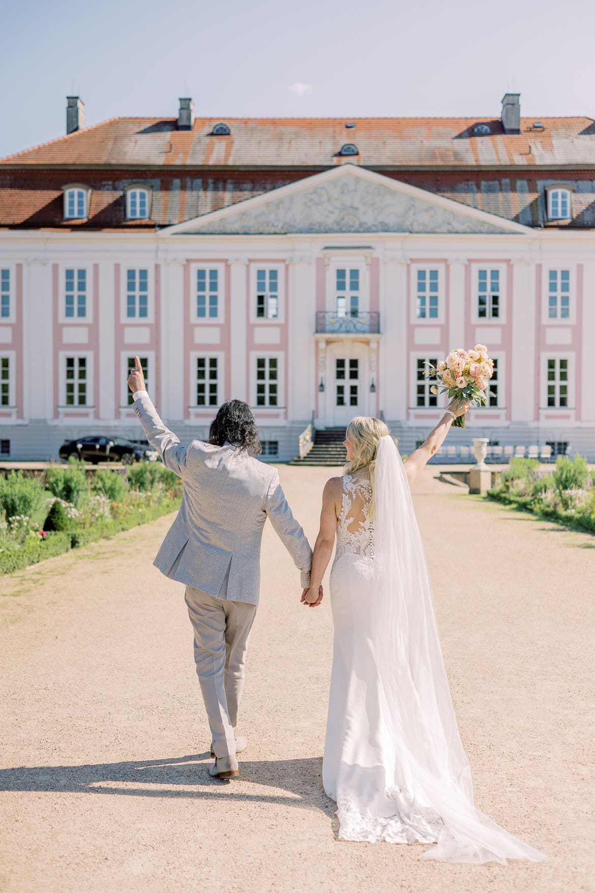 Hochzeit im Schloss Friedrichsfelde im Tierpark Berlin