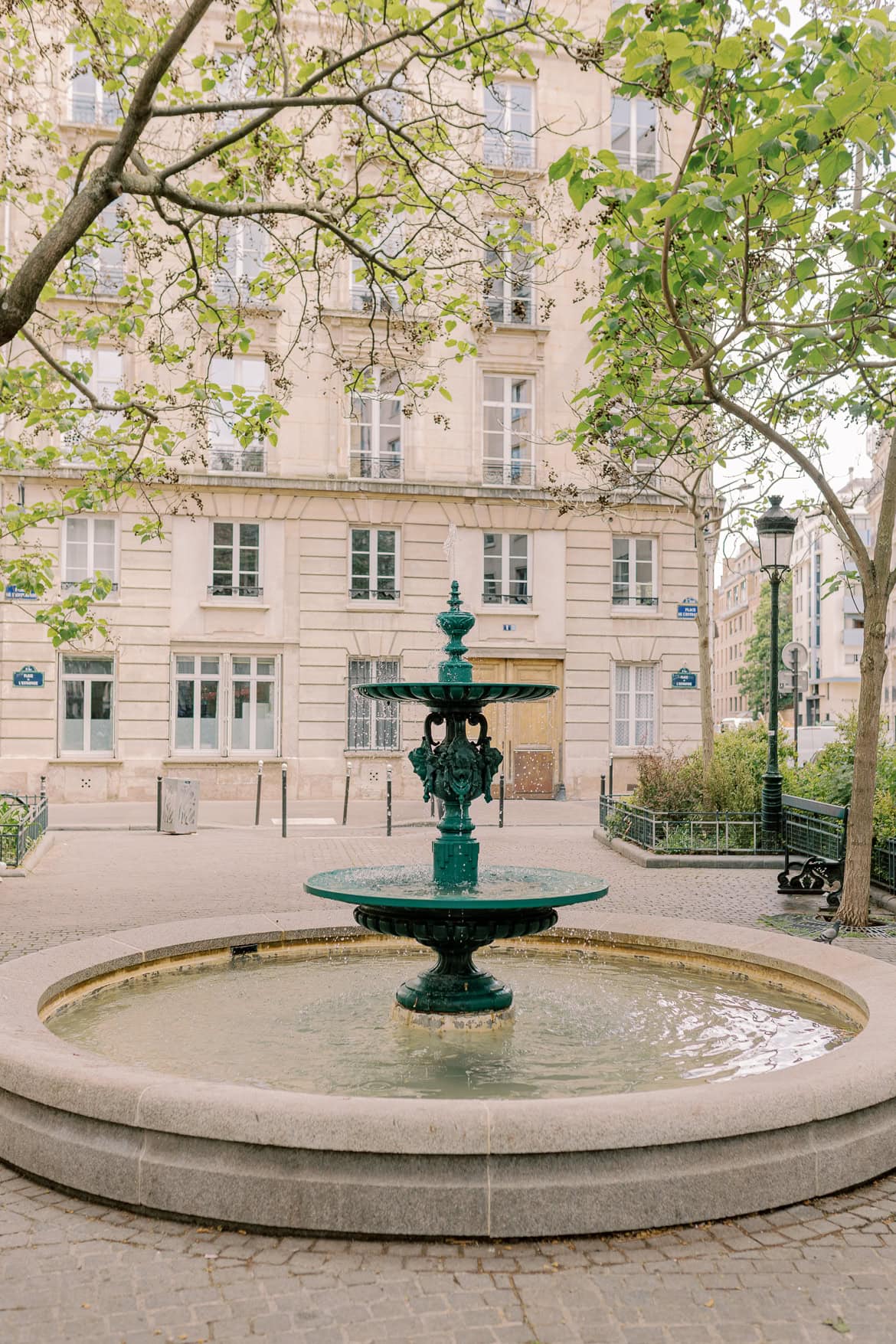 Drehorte aus Emily in Paris