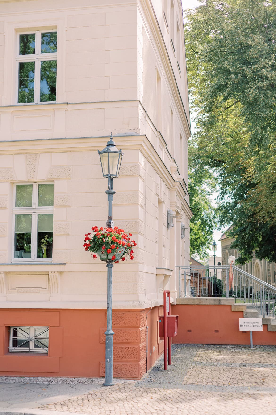 Fröhliche Sommer Hochzeit in der Altstadt Teltow