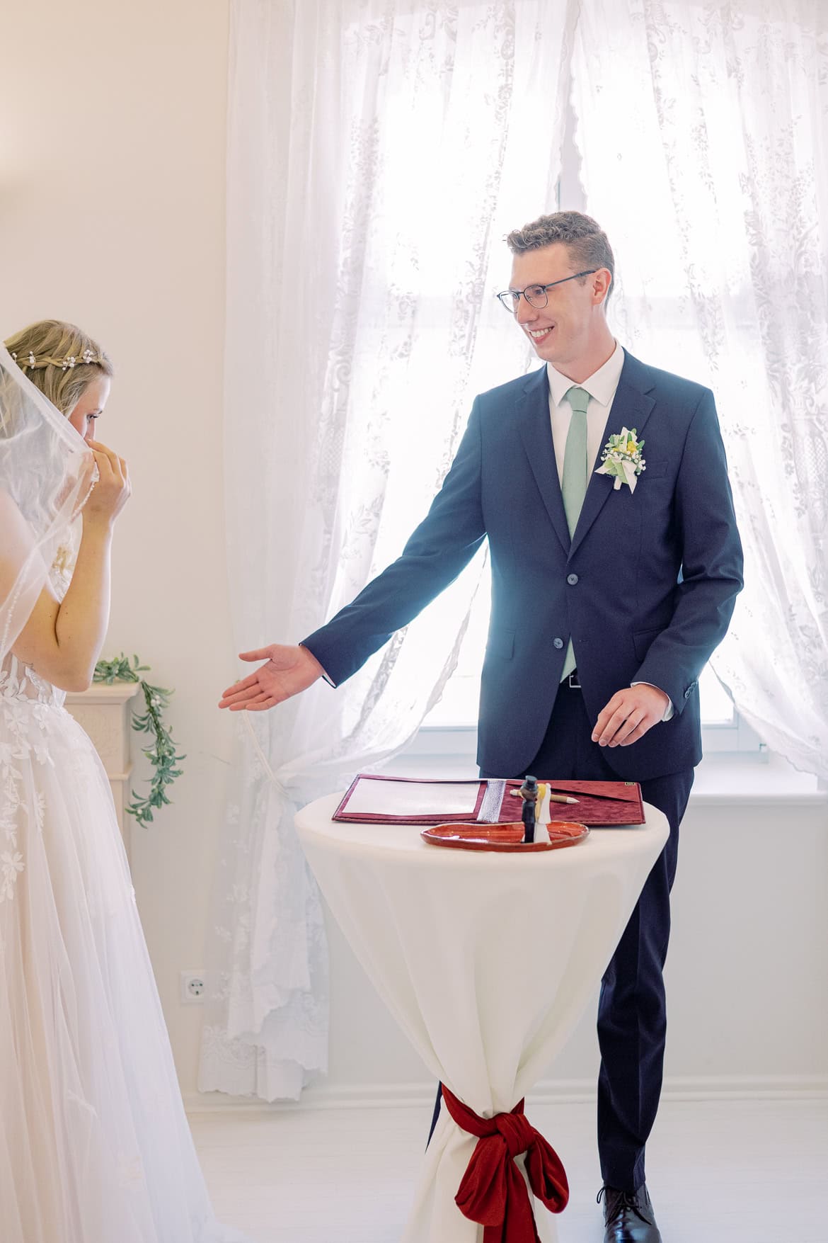 Fröhliche Sommer Hochzeit in der Altstadt Teltow