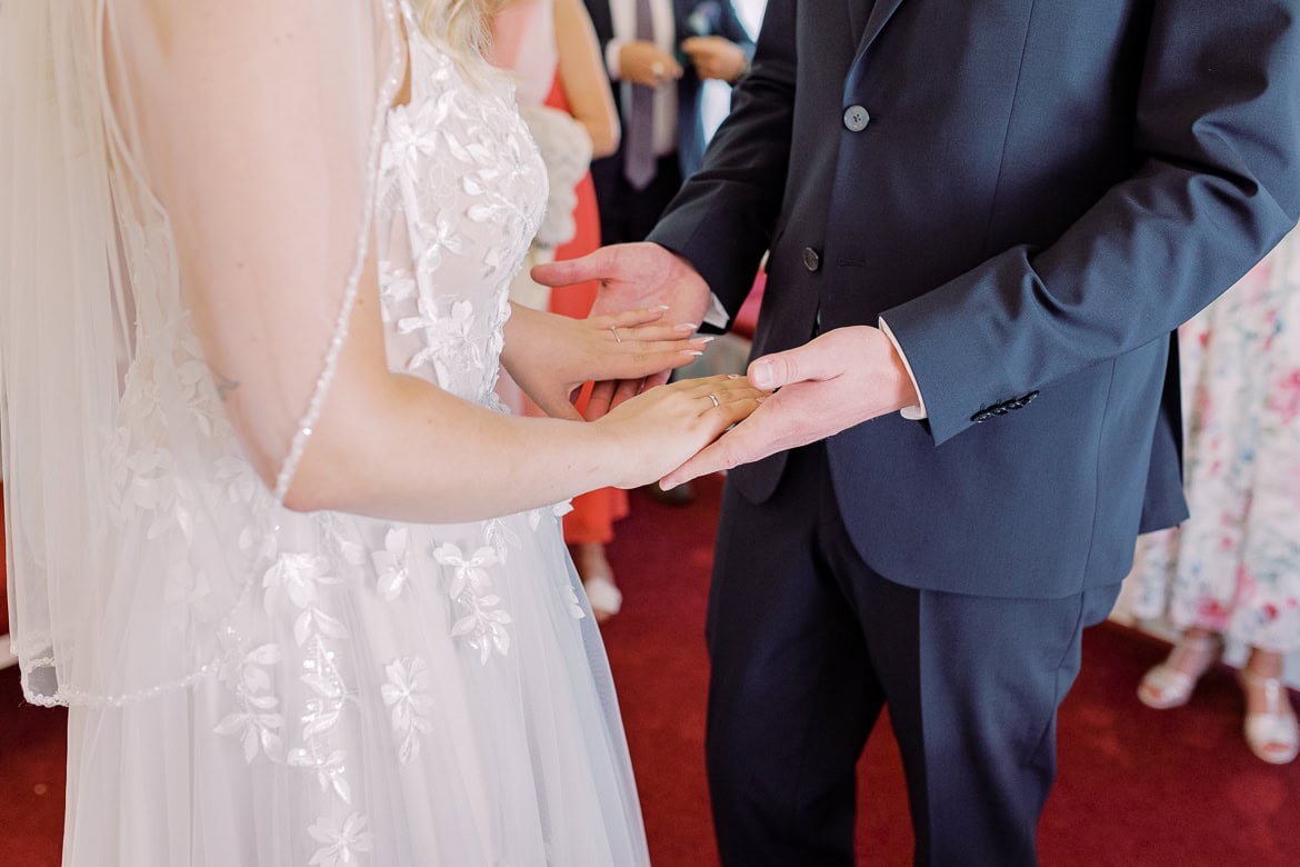Fröhliche Sommer Hochzeit in der Altstadt Teltow