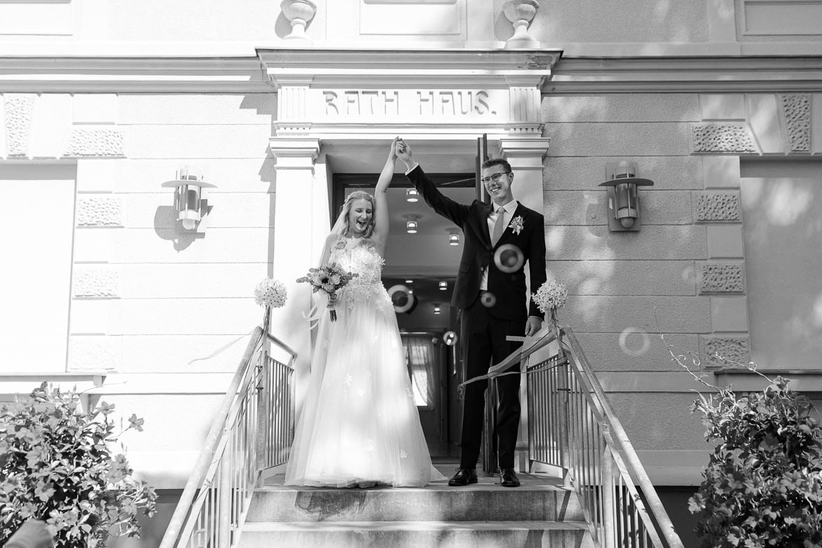 Fröhliche Sommer Hochzeit in der Altstadt Teltow