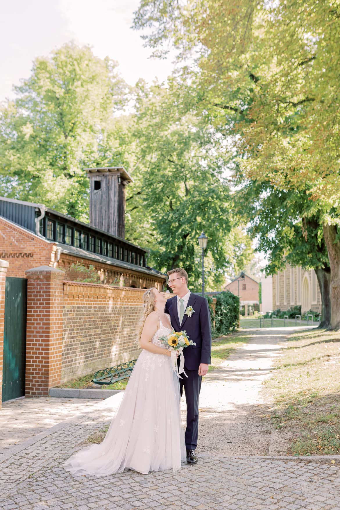Fröhliche Sommer Hochzeit in der Altstadt Teltow