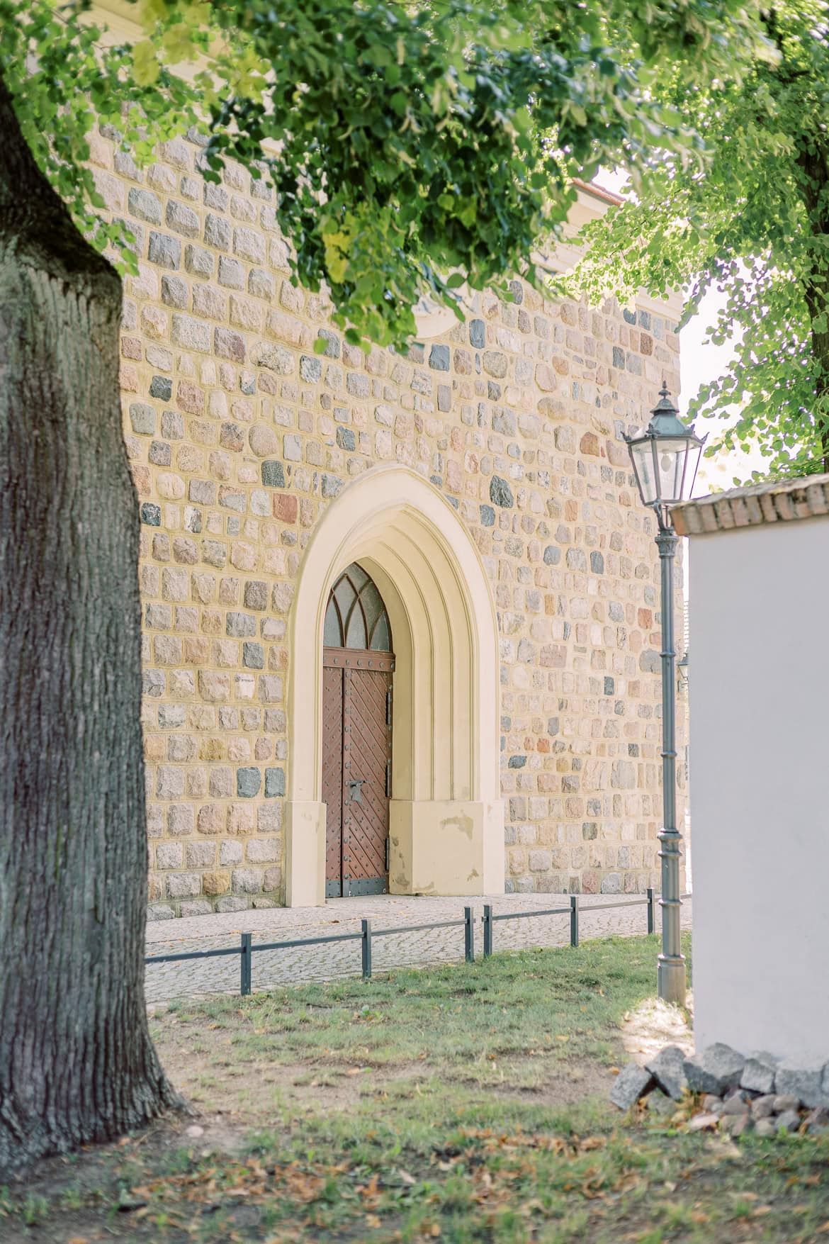 Fröhliche Sommer Hochzeit in der Altstadt Teltow