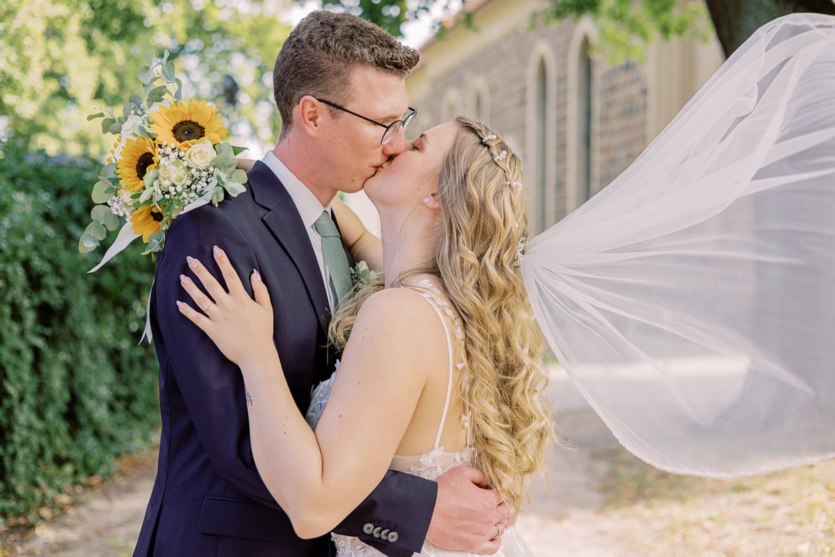 Fröhliche Sommer Hochzeit in der Altstadt Teltow